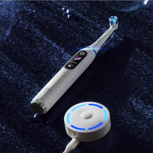 Periuță de dinți electrică Oral-B iO 10, albă