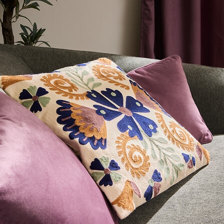 Pernă decorativă Atmosphera Hary Romantic, 45x45 cm, Broderie