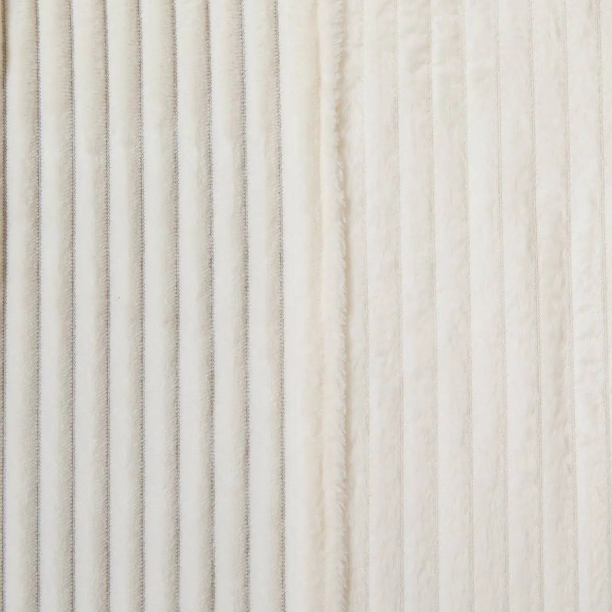 Perdea atmosferă Arum, Cordura, 140x260 cm