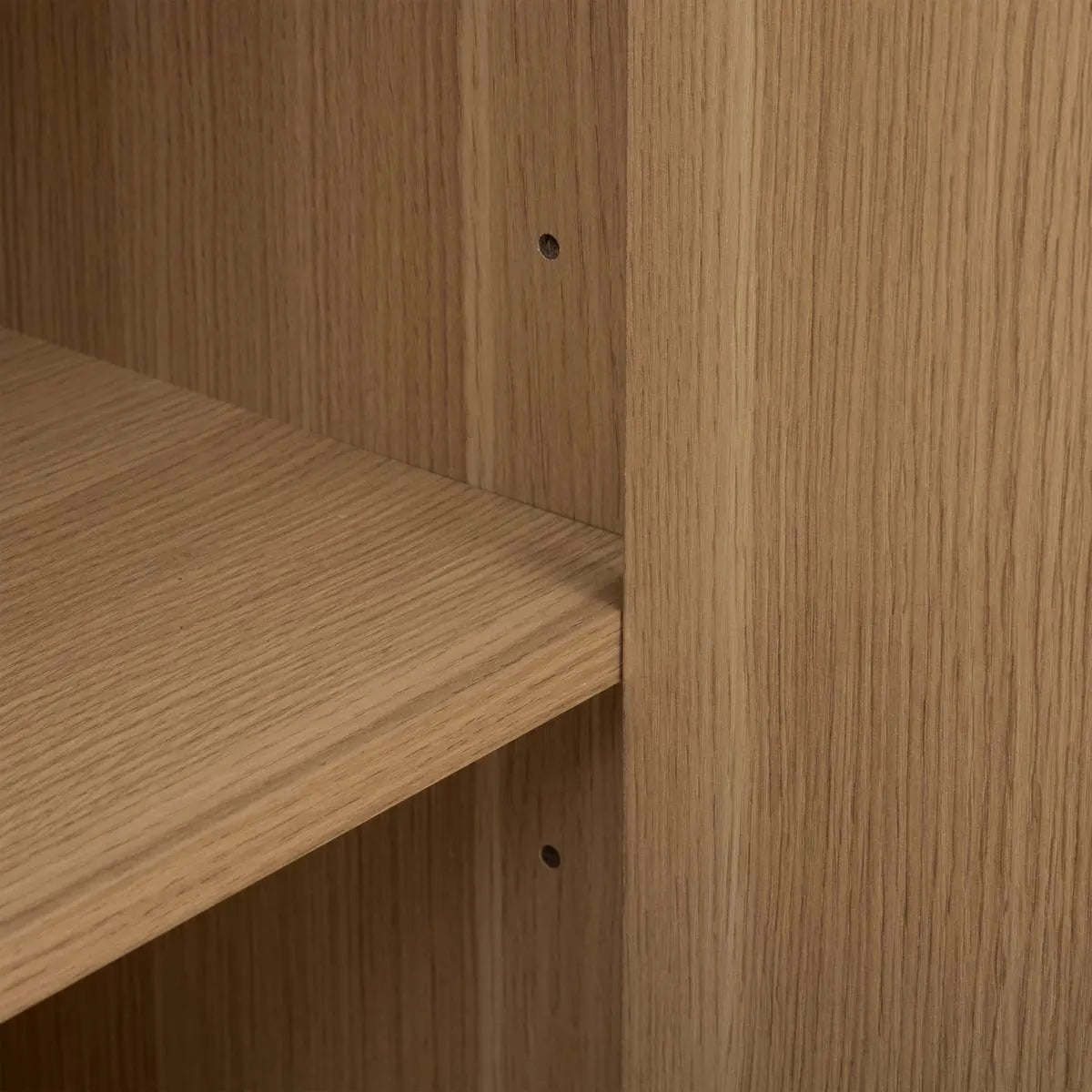 Bufet 5five Tasso, Low