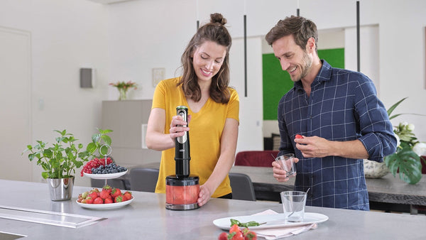 Blender Braun MultiQuick 9135XI, 1200 W, Cană gradată 0,6 l, Tocător 0,5 l, Viteză variabilă, Tel pentru ouă, Negru