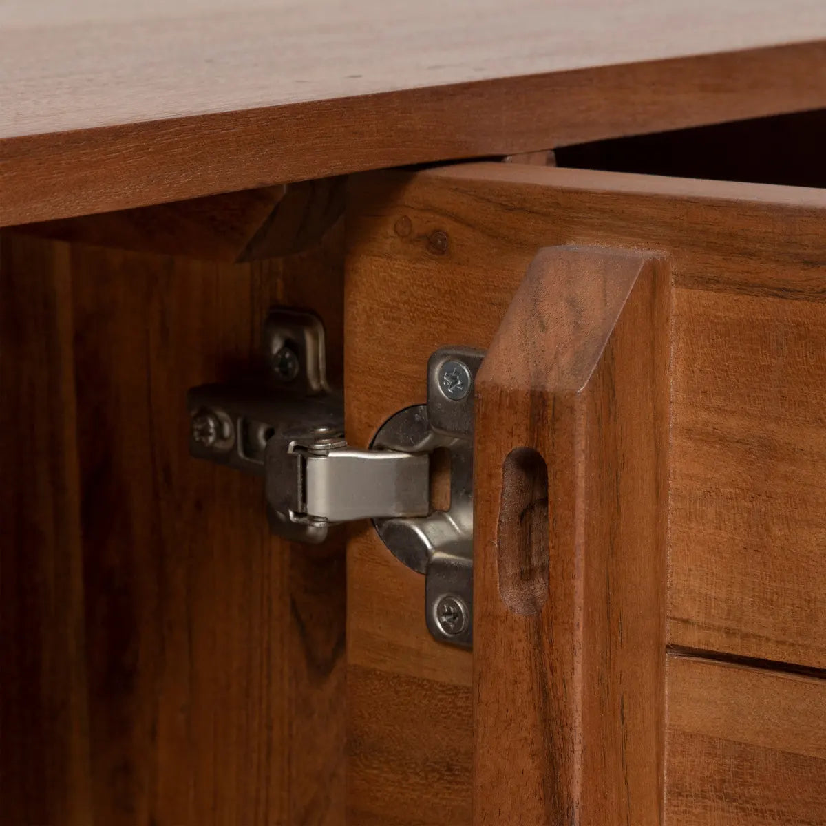 Comodă TV Atmosphere Nanda 147x40x45.5 cm, Salcâm