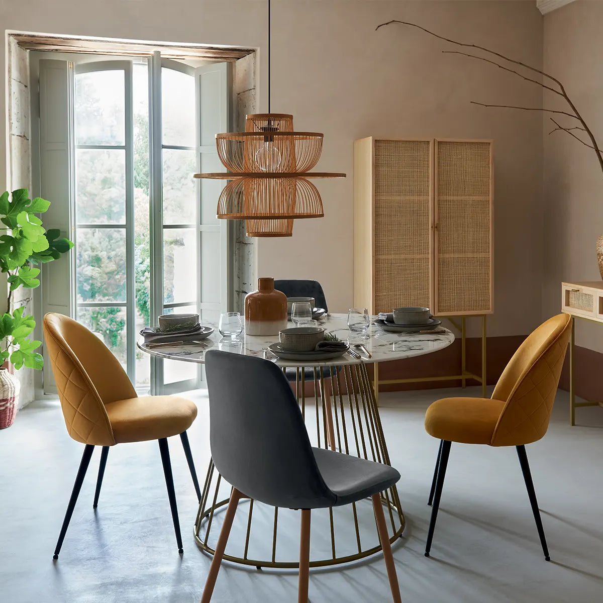 Scaun de sufragerie Atmosphera Roka, catifea