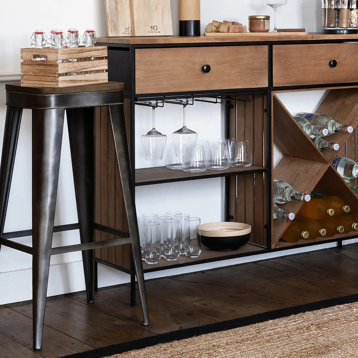 Scaun de bar Joris, Metal, cu atmosferă