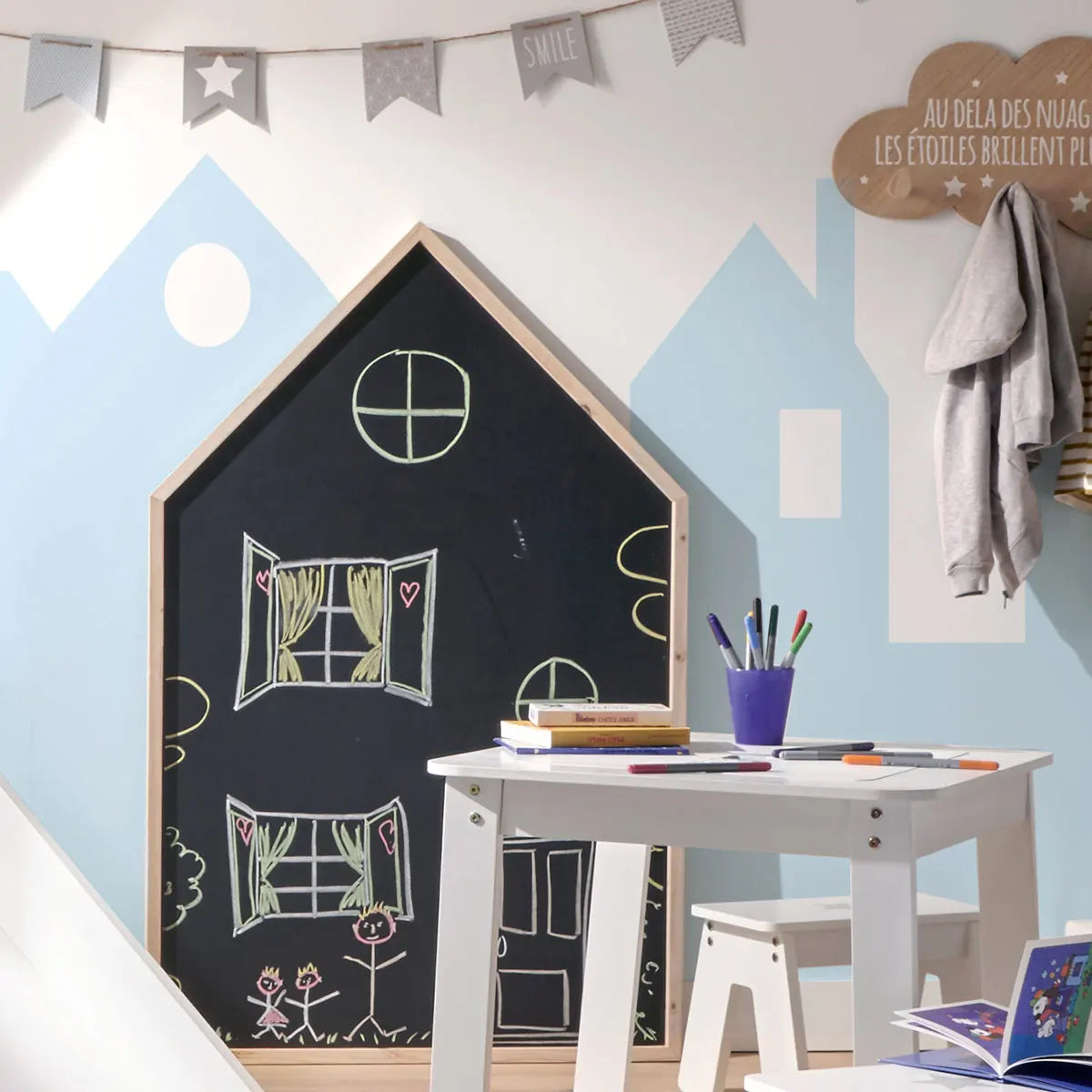 Tablă de desen pentru copii Atmosphera House, MDF, 75,5 x 117 cm