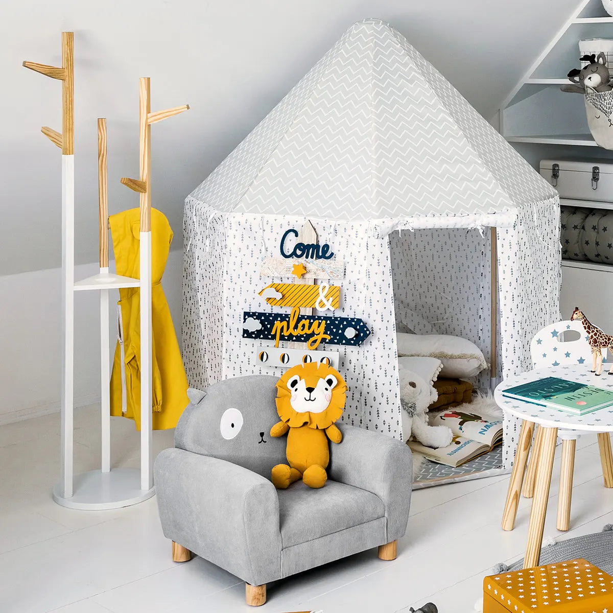 Fotoliu pentru copii cu atmosferă de pisică