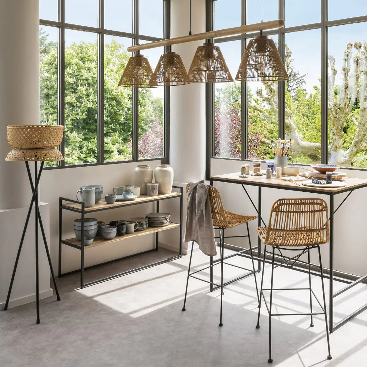 Masa de bar Atmosphera Edena, Salcam