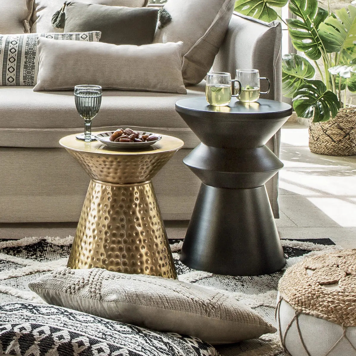 Masă laterală Atmosphera Sohan, Totem design