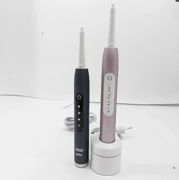 Set de două periuțe de dinți Oral-B Pulsonic Slim Luxe 4900 396345, roz și negru