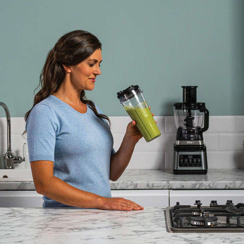 Robot de bucătărie Ninja BN800EU 3 în 1, 1200 W, 5 programe Auto-iQ, boluri de 1,8 l și 2,1 l, pahar de 0,7 l, negru/argintiu