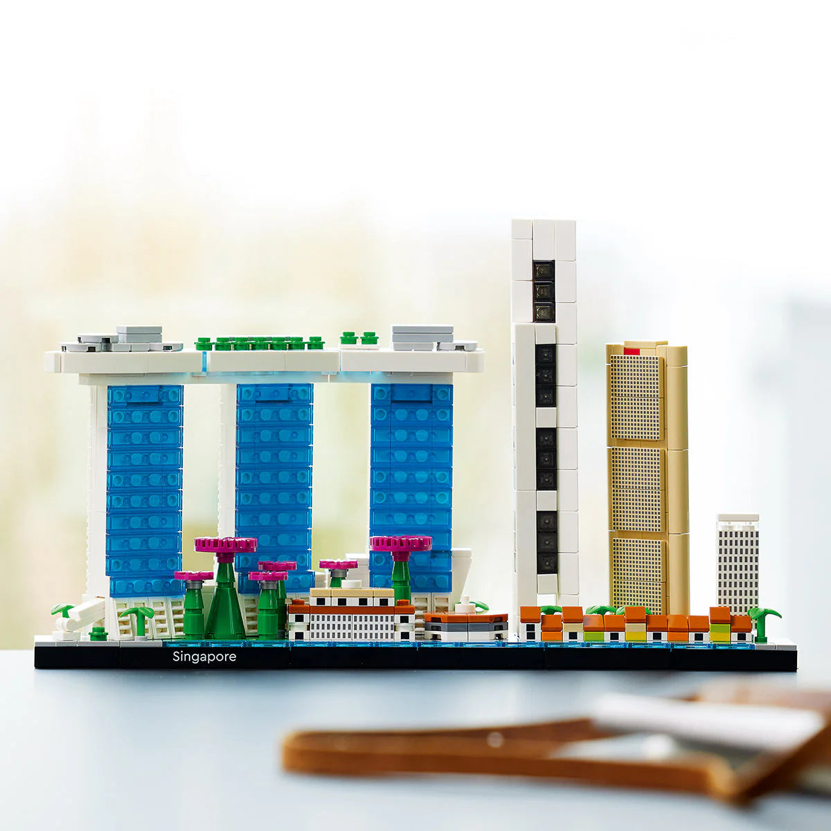 LEGO® Architecture - Singapore 21057, 827 de piese