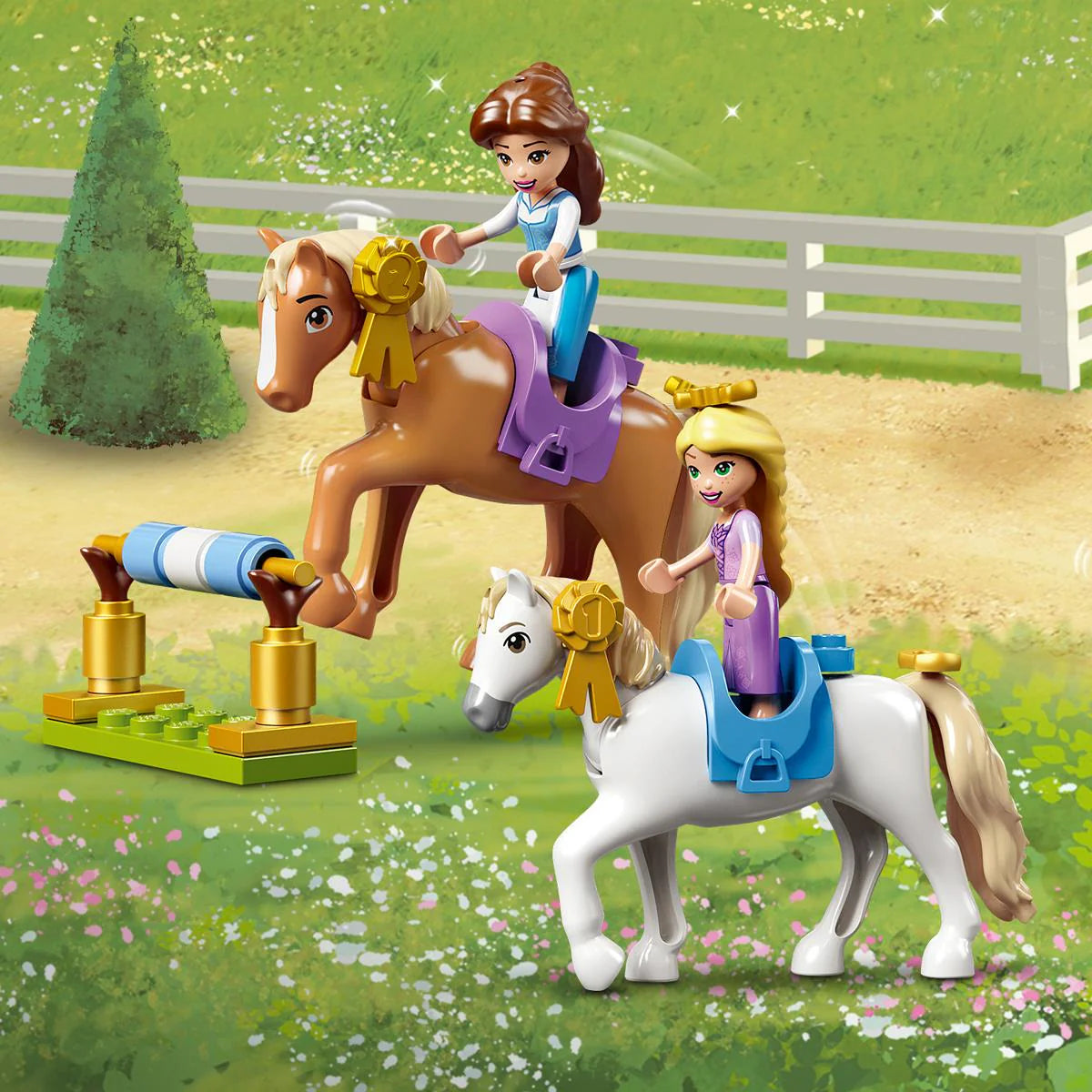 LEGO® Disney Princess - Grajdurile regale ale Bellei și Rapunzel 43195, 239 de piese