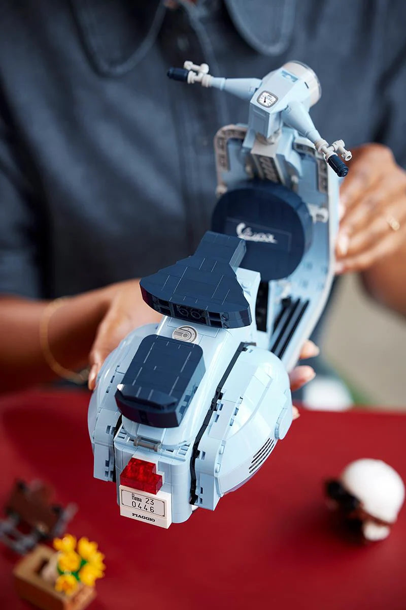 LEGO® Icons - Vespa 125 10298, 1106 piese