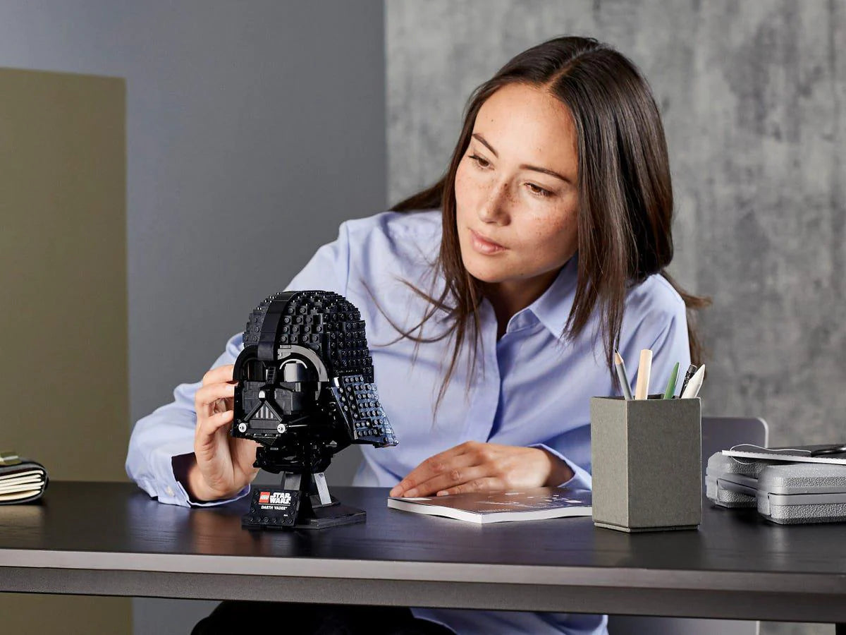 LEGO Star Wars - Cască Darth Vader 75304, 834 de piese