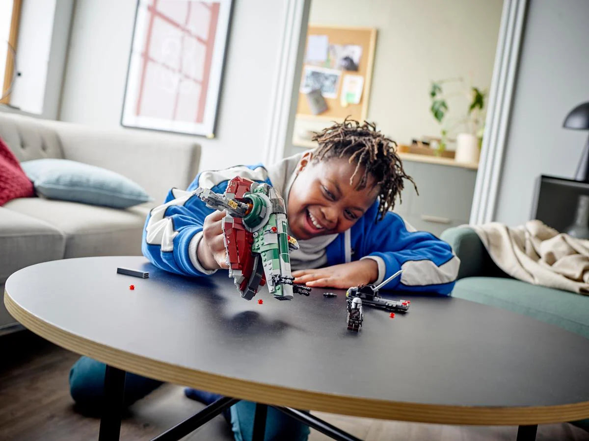 LEGO Star Wars - Nava stelară a lui Boba Fett 75312, 593 de piese