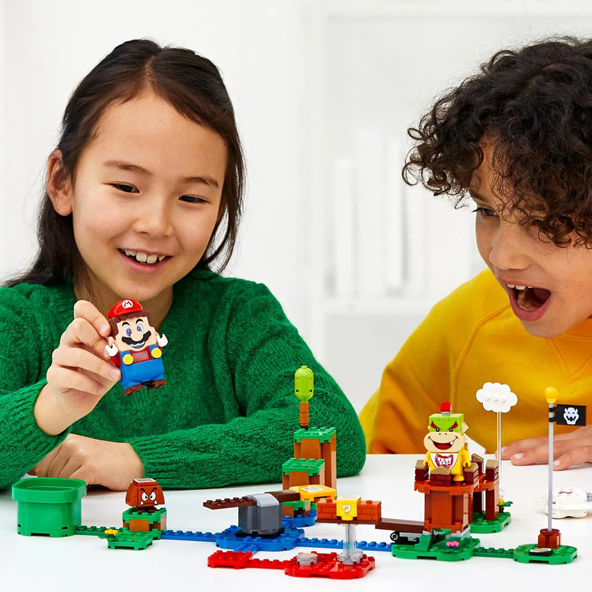 LEGO® Super Mario, Aventurile lui Mario - Set de bază 71360, 231 de piese