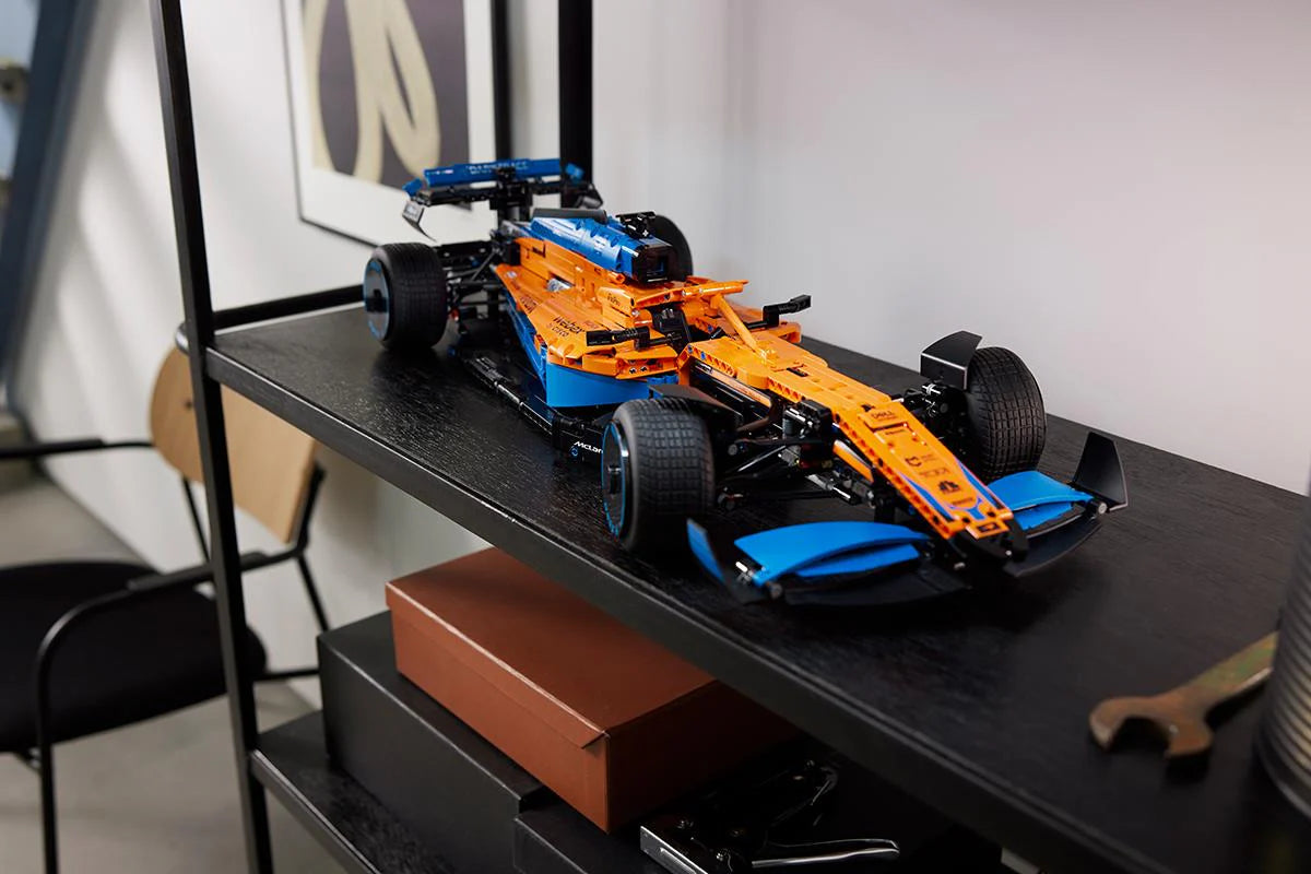 LEGO® Technic - Mașină de curse McLaren de Formula 1 42141, 1432 de piese