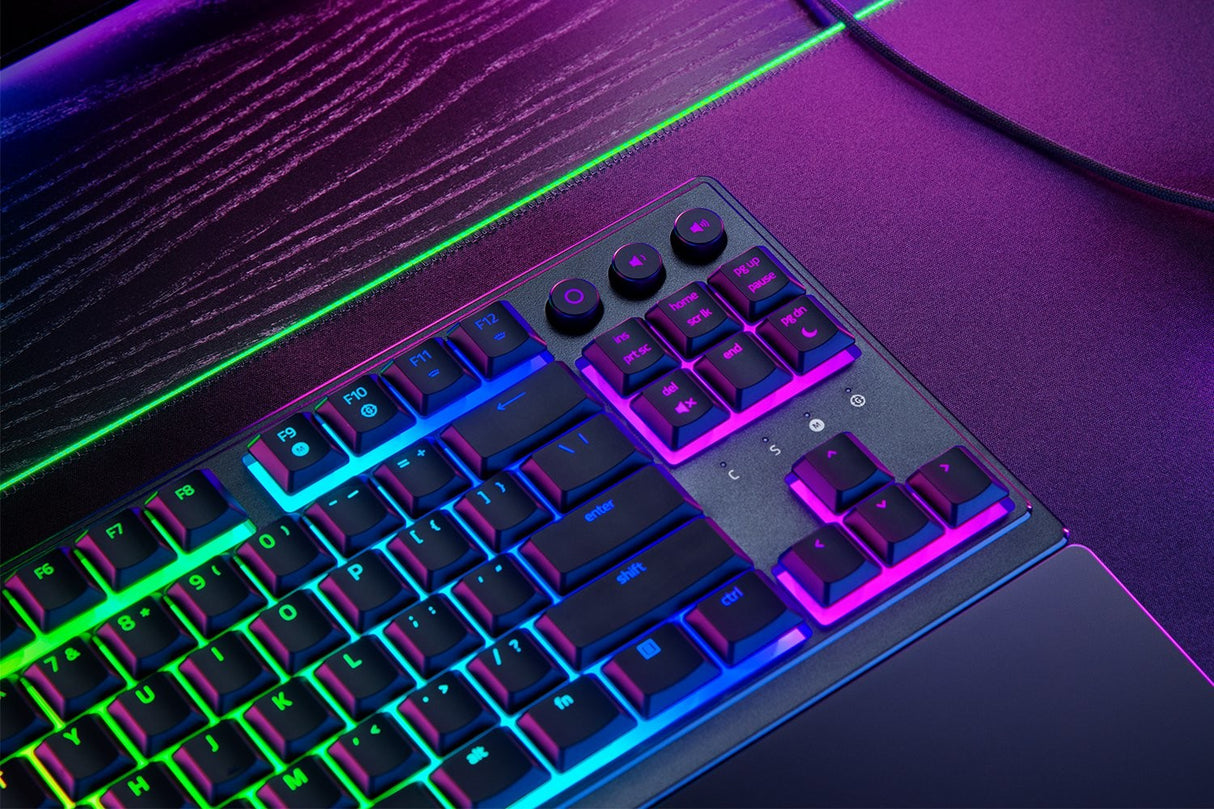 Tastatură pentru jocuri Razer Ornata V3