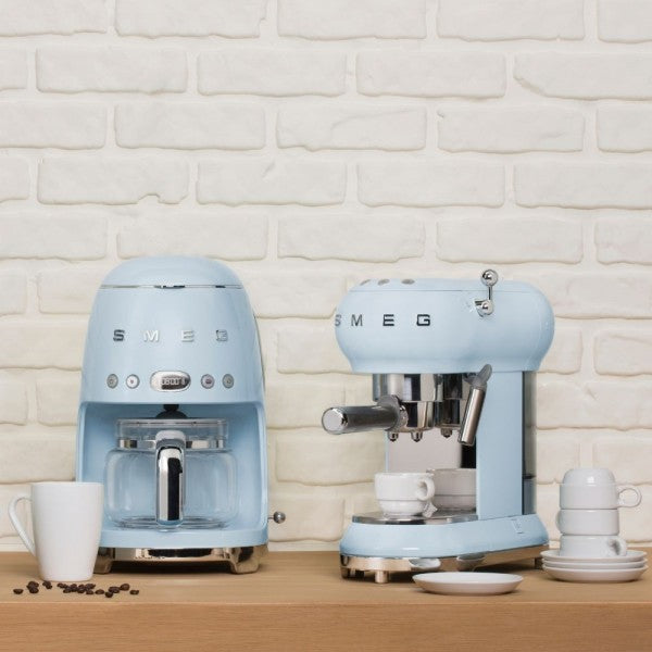 Espressor manual Smeg ECF01PBEU, 1350 W, 15 bar, Albastru