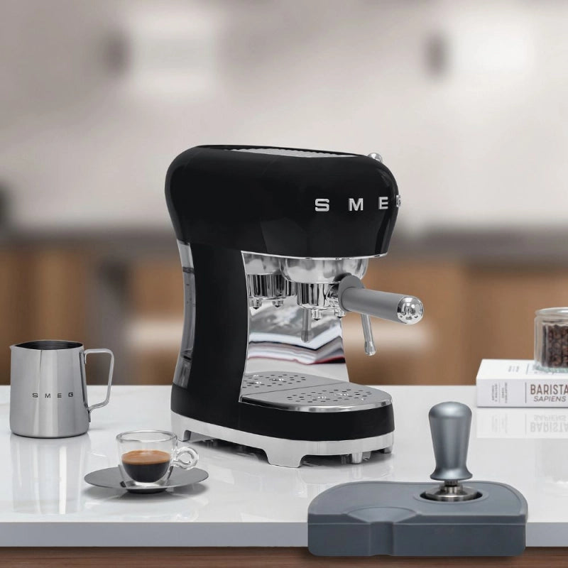 Espressor Smeg ECF01PKEU, 1350 W, 15 bari, roz