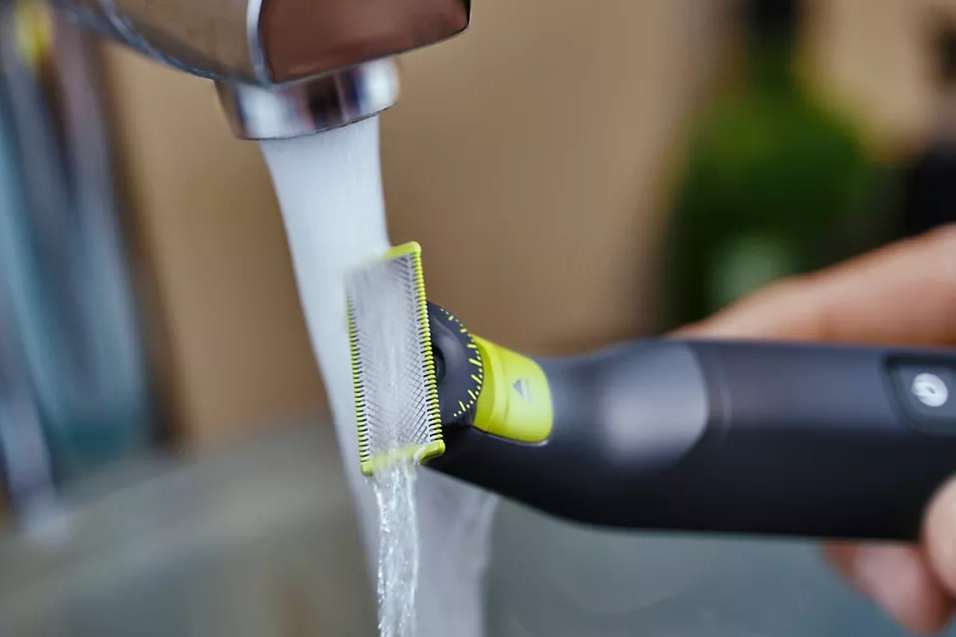 Aparat de tuns Philips QP6551/15 OneBlade Pro pentru față și corp