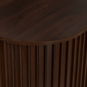 Comodă atmosphera Alcove, aspect de nuc, 2 uși glisante, 100 cm