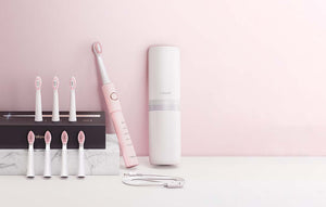 Periuță de dinți electrică cu ultrasunete FairyWill FW-E11 cu 8 accesorii și husă, roz