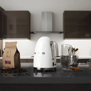 Fierbător electric SMEG Design retro din anii '50, 2400W, 1,7 l