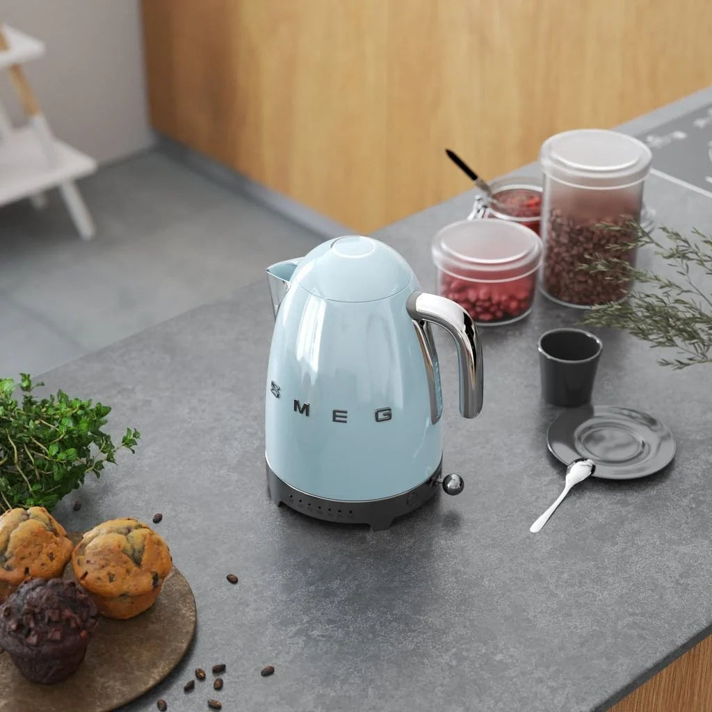 Fierbător electric SMEG Design retro din anii '50, 2400W, 1,7 l