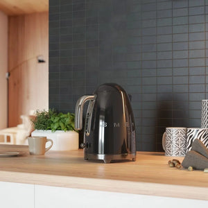 Fierbător electric SMEG Design retro din anii '50, 2400W, 1,7 l