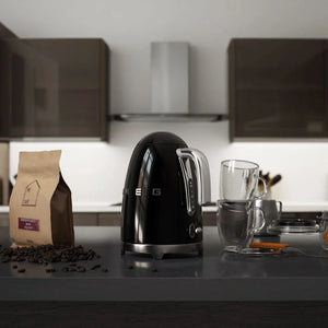 Fierbător electric SMEG Design retro din anii '50, 2400W, 1,7 l