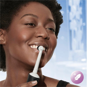 Periuță de dinți electrică Oral-B, Pro 3 3000 Sensitive Clean, alb-negru