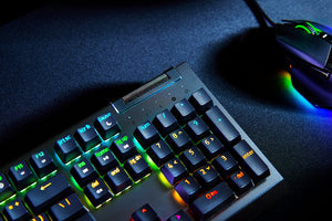 Tastatură de gaming BlackWidow V4 X, switch-uri optice galbene, neagră