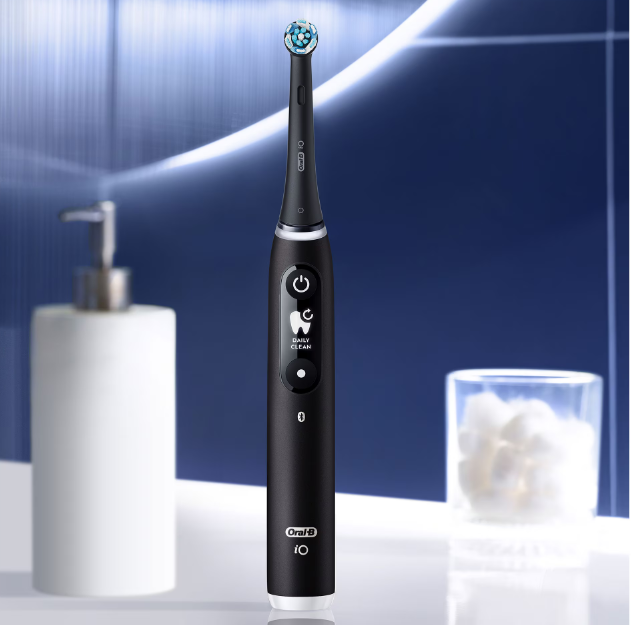 Periuță de dinți electrică Oral-B iO6, cu inteligență artificială, neagră