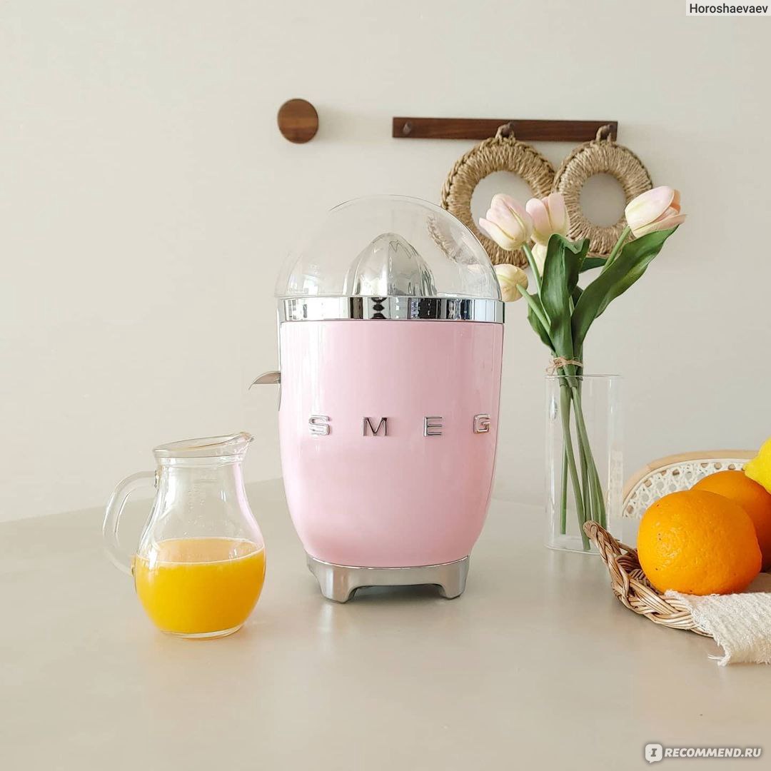 Presă de citrice Smeg CJF11PKEU, 70 W, Roz