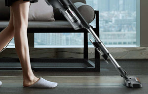 Aspirator vertical Deerma DX600, 600W, filtrare în 4 etape, 2 în 1, capacitate 0,8 l, negru