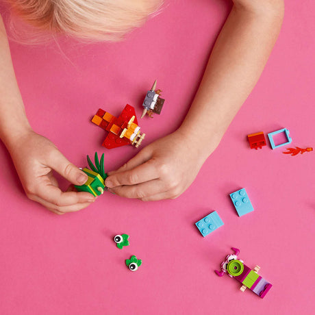 LEGO „Monștri creativi” 11017, 140 de piese