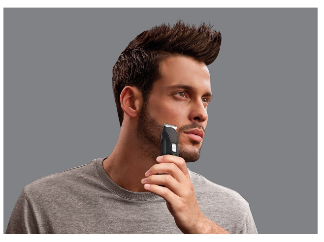 Set de tuns Remington PG6030, fără fir, 4 capete, 2 piepteni, auto-ascuțire