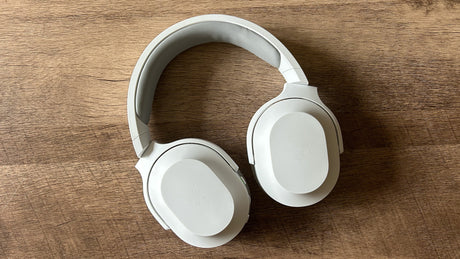 Căști de gaming wireless Razer Barracuda, albe