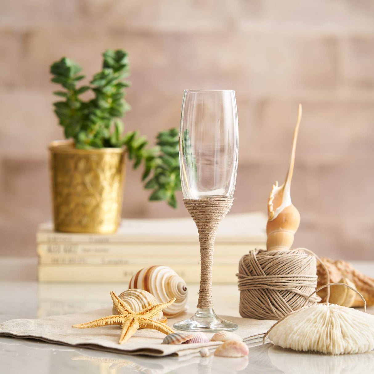 Set pahare de șampanie LAV Venue, 220 ml, 6 buc.