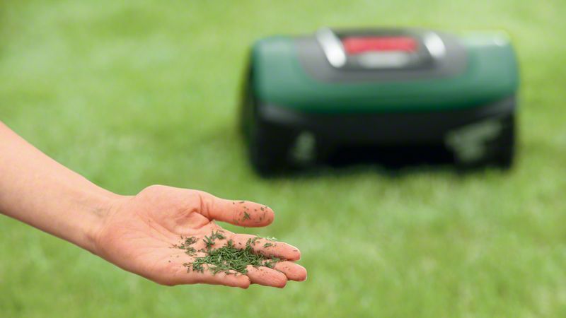 Mașină de tuns iarba robotizată Bosch Indego S 500, 18 V, 500 m2, Verde/Negru