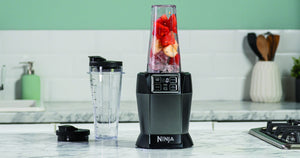 Blender Ninja BN495EU, 1000W, 700 ml, tehnologie Auto-iQ, tehnologie Ninja Blade, Gri/Negru
