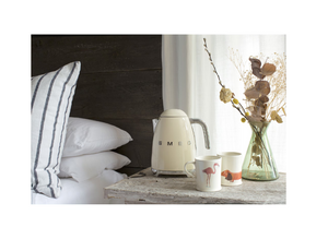 Fierbător electric SMEG Design retro din anii '50, 2400W, 1,7 l