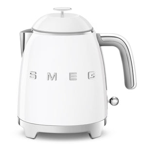 Mini fierbător electric SMEG KLF05WHEU, stil anii '50, 1400 W, 800 ml, alb