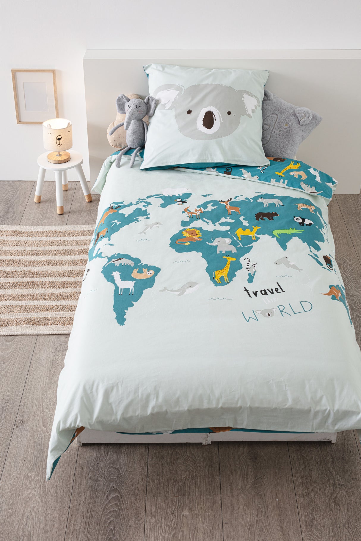 Lenjerie de pat reversibilă pentru copii Atmosphera World, 140x200 cm, bumbac