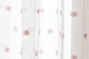 Perdea transparentă pentru copii Atmosphera cu pompoane 140x240cm, roz