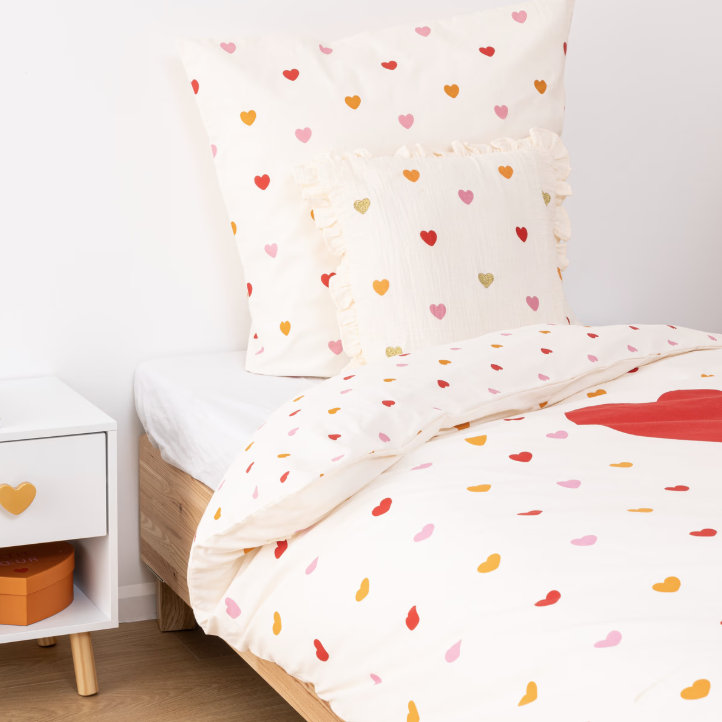 Pernă pentru copii Atmosphera Love, 40x40 cm