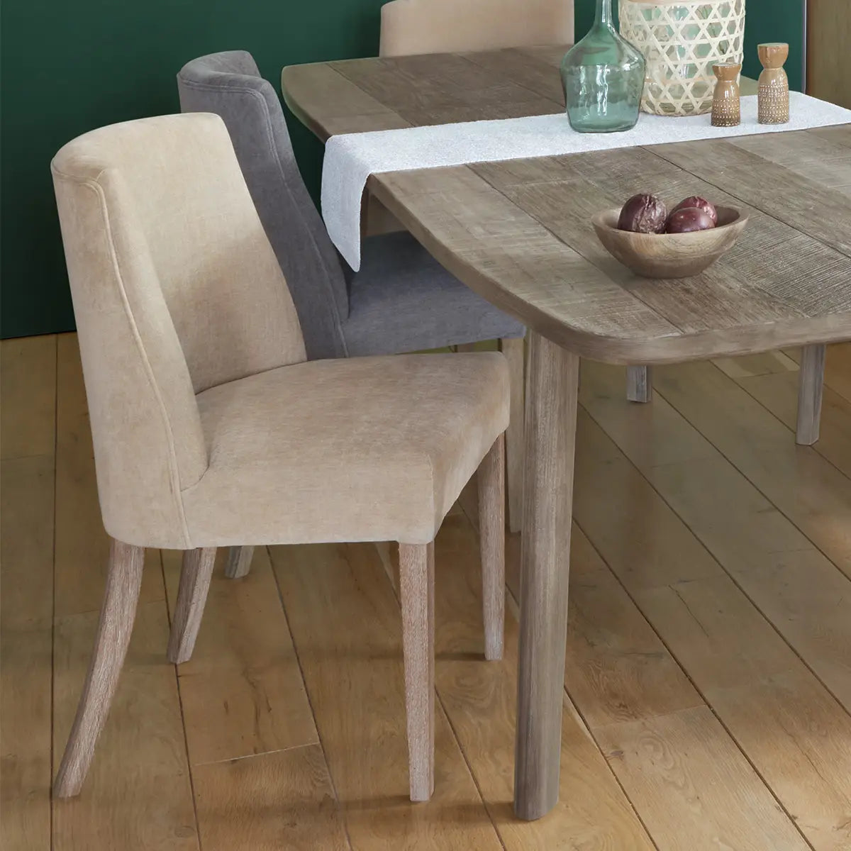 Scaun de sufragerie cu atmosferă Livia, Chenille