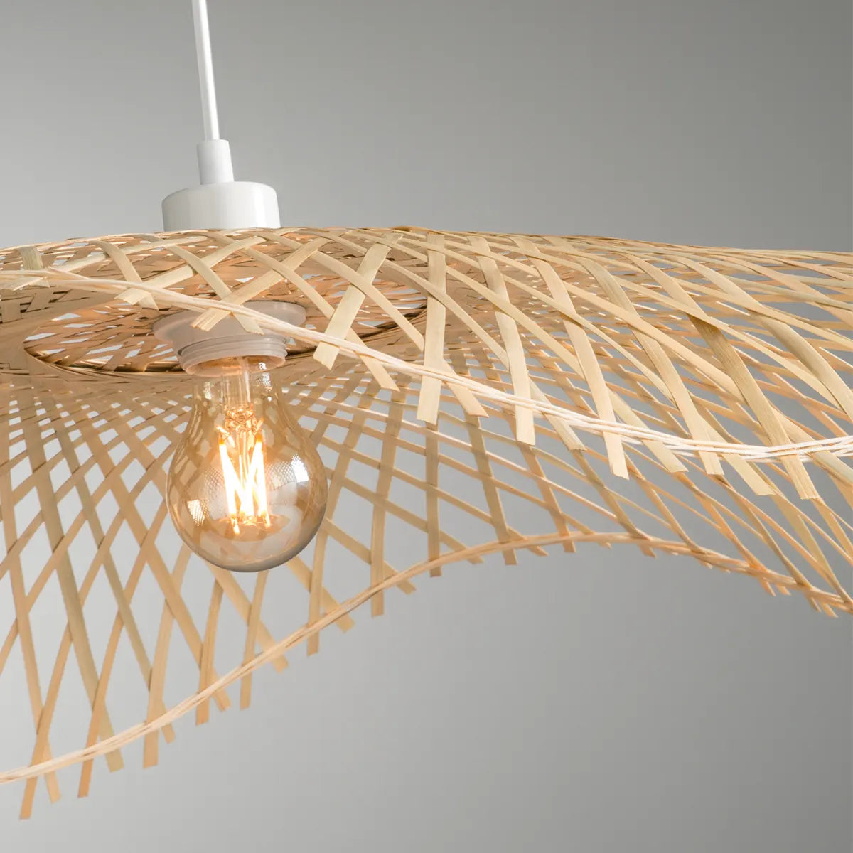 Lampă suspendată Atmosphere Tess, 75 cm, bambus