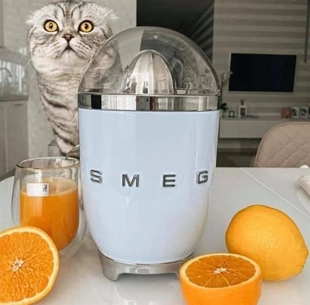 Presă de citrice Smeg CJF11PBEU, 70 W, Albastru pastel